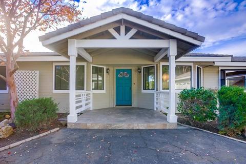 392 Vista Del Indio, Fallbrook, CA 92028 photo 2