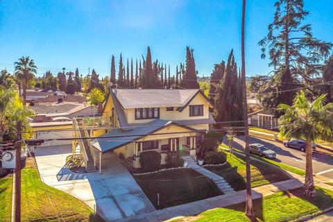 819 W Olive Ave, Redlands, CA 92373 photo 14