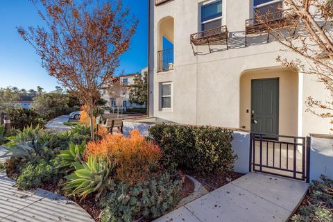 6925 Brass Buttons St, Carlsbad, CA 92011 photo 5