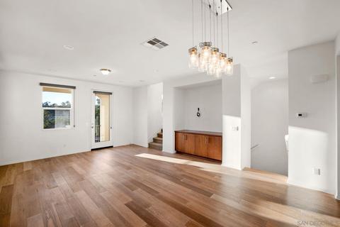 6925 Brass Buttons St, Carlsbad, CA 92011 photo 11