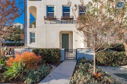 6925 Brass Buttons St, Carlsbad, CA 92011 photo 3