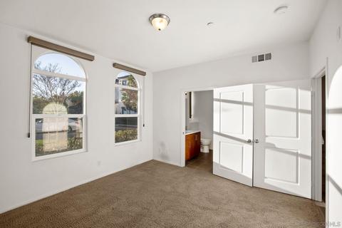 6925 Brass Buttons St, Carlsbad, CA 92011 photo 22