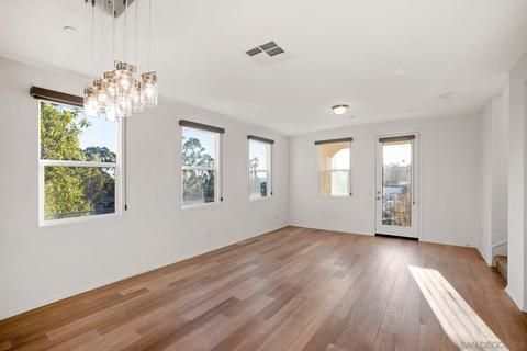 6925 Brass Buttons St, Carlsbad, CA 92011 photo 19