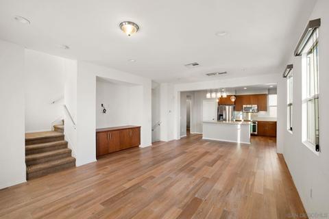 6925 Brass Buttons St, Carlsbad, CA 92011 photo 12