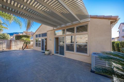 2465 Fallbrook Pl, Escondido, CA 92027 photo 32