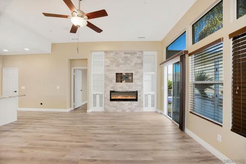 2465 Fallbrook Pl, Escondido, CA 92027 photo 16
