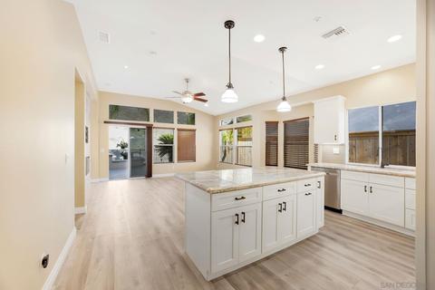 2465 Fallbrook Pl, Escondido, CA 92027 photo 13