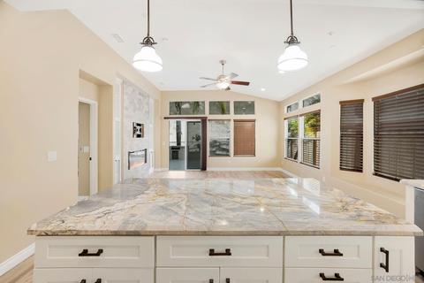 2465 Fallbrook Pl, Escondido, CA 92027 photo 20
