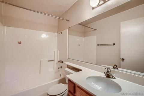 1802 Avenida Segovia, Oceanside, CA 92056 photo 24