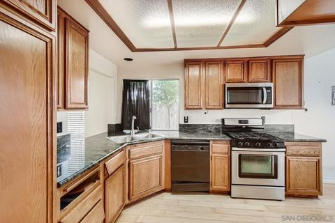 1802 Avenida Segovia, Oceanside, CA 92056 photo 14