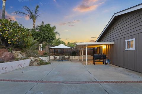 519 W Elder St, Fallbrook, CA 92028 photo 6