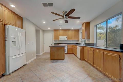 8452 Hawick Ter, El Cajon, CA 92021 photo 18
