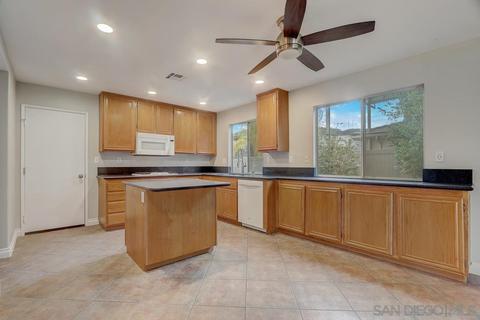 8452 Hawick Ter, El Cajon, CA 92021 photo 17
