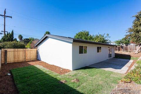 703 Galaxy Dr, Vista, CA 92083 photo 22