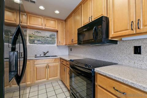 1974 Springdale Ln, Encinitas, CA 92024 photo 9