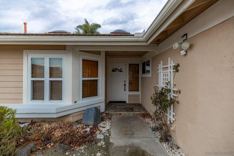 836 Muirfield Dr, Oceanside, CA 92058 photo 6