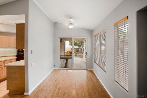 836 Muirfield Dr, Oceanside, CA 92058 photo 8