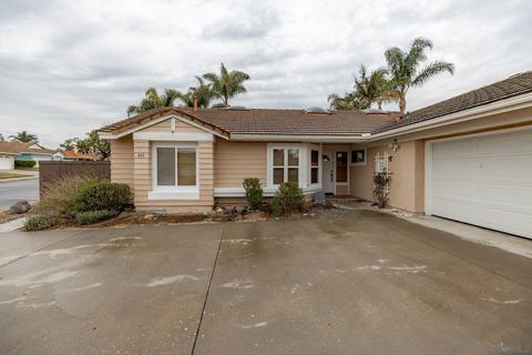 836 Muirfield Dr, Oceanside, CA 92058 photo 5