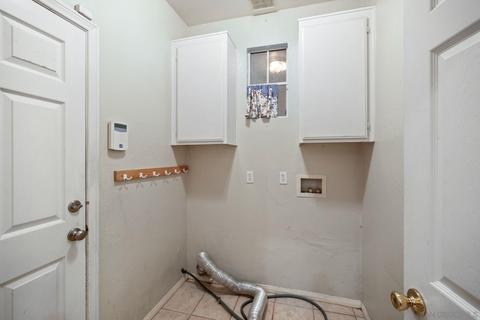 1573 Whispering Palm Dr, Oceanside, CA 92056 photo 26