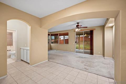 1573 Whispering Palm Dr, Oceanside, CA 92056 photo 14