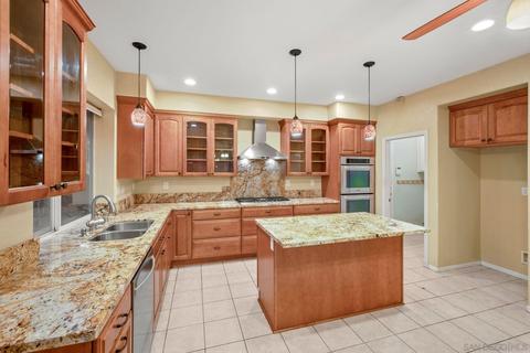1573 Whispering Palm Dr, Oceanside, CA 92056 photo 10
