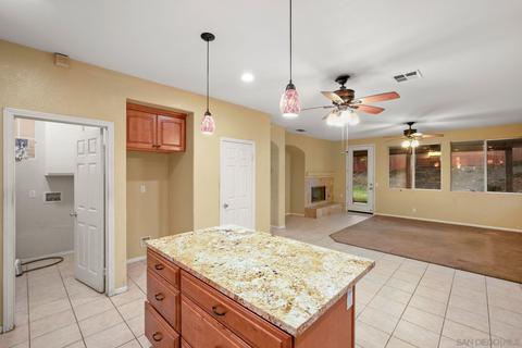 1573 Whispering Palm Dr, Oceanside, CA 92056 photo 11