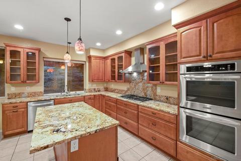 1573 Whispering Palm Dr, Oceanside, CA 92056 photo 12