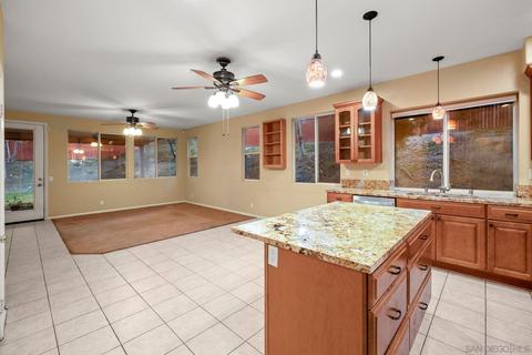 1573 Whispering Palm Dr, Oceanside, CA 92056 photo 13