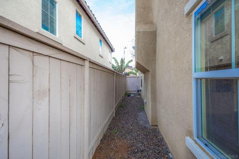 3977 Aliento Way, Oceanside, CA 92057 photo 8