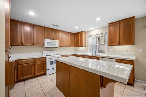 3977 Aliento Way, Oceanside, CA 92057 photo 14