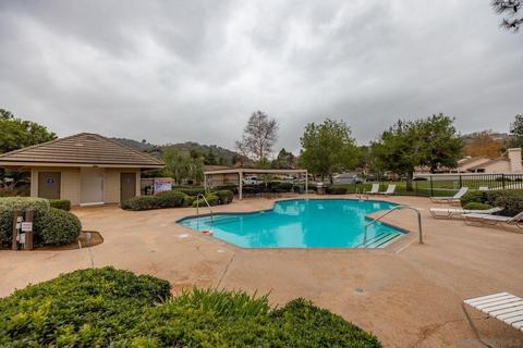 4326 Los Padres Dr, Fallbrook, CA 92028 photo 5