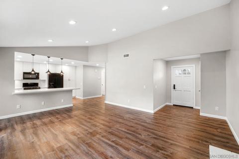 4326 Los Padres Dr, Fallbrook, CA 92028 photo 13