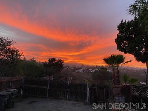 2147 Sunset Dr, Escondido, CA 92025 photo 1