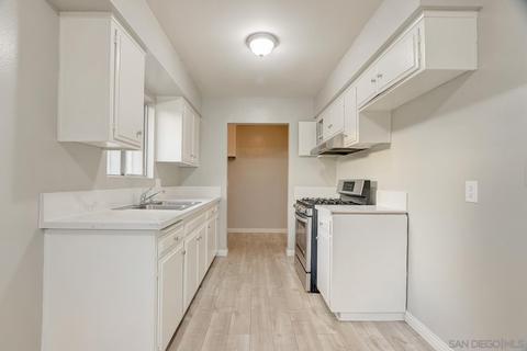 1752 E Grand Ave, Escondido, CA 92027 photo 4