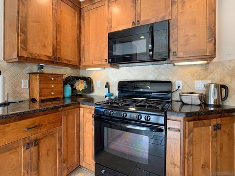 5332 Blackberry Way, Oceanside, CA 92057 photo 9