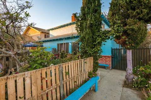 211 Cuesta Del Mar Dr, Oxnard, CA 93033 photo 1