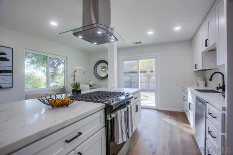 916 Vale View Dr, Vista, CA 92081 photo 10