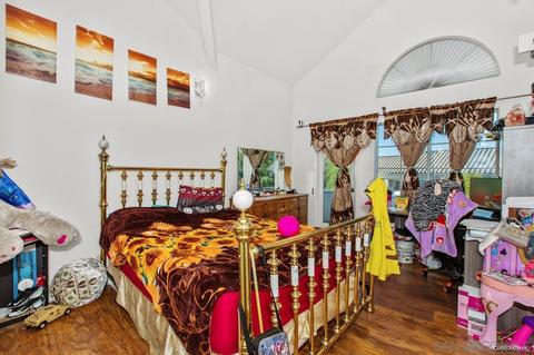 3892 Settineri Ln, Spring Valley, CA 91977 photo 15