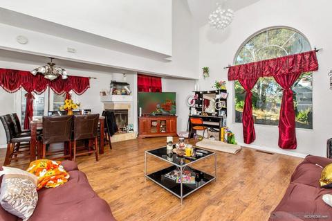 3892 Settineri Ln, Spring Valley, CA 91977 photo 6