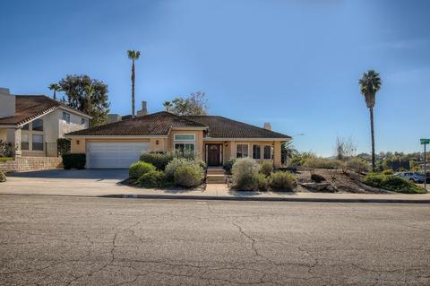 1401 Austin Way, Escondido, CA 92027 photo 3