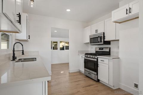 386 E 16th St, San Bernardino, CA 92404 photo 9