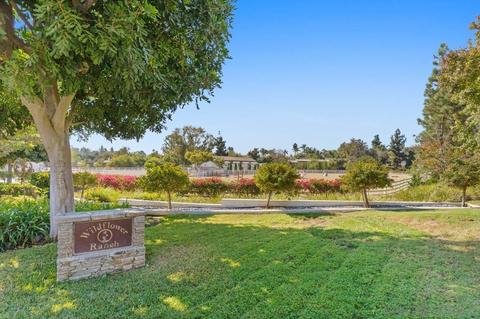 3211 Wildflower Valley Dr, Encinitas, CA 92024 photo 2
