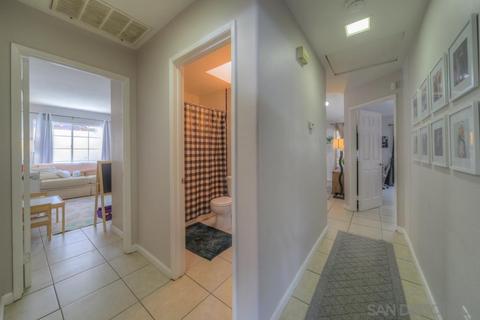 30591 Hollyberry Ln, Temecula, CA 92591 photo 11