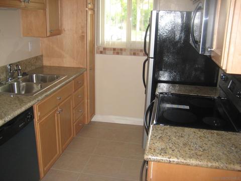 615 9th St #15, Imperial Beach, CA 91932 photo 3