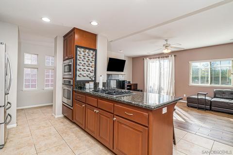 1577 S Maple St, Escondido, CA 92025 photo 23