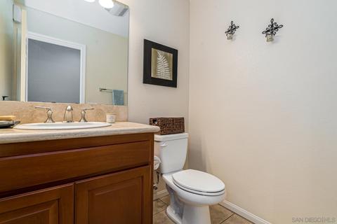1577 S Maple St, Escondido, CA 92025 photo 28