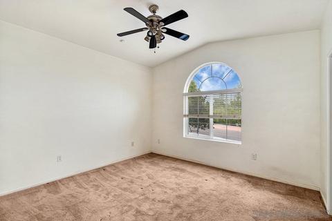 318 Dolphin Ln #2, Oceanside, CA 92058 photo 18