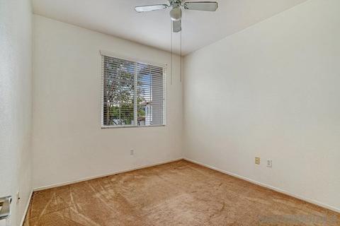 318 Dolphin Ln #2, Oceanside, CA 92058 photo 17