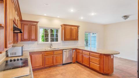 30488 Rose Ln, Bonsall, CA 92003 photo 9