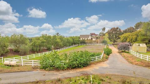 30488 Rose Ln, Bonsall, CA 92003 photo 40